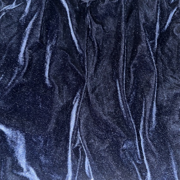 Fabletics Luxe Navy Velour joggers - Picture 7 of 7